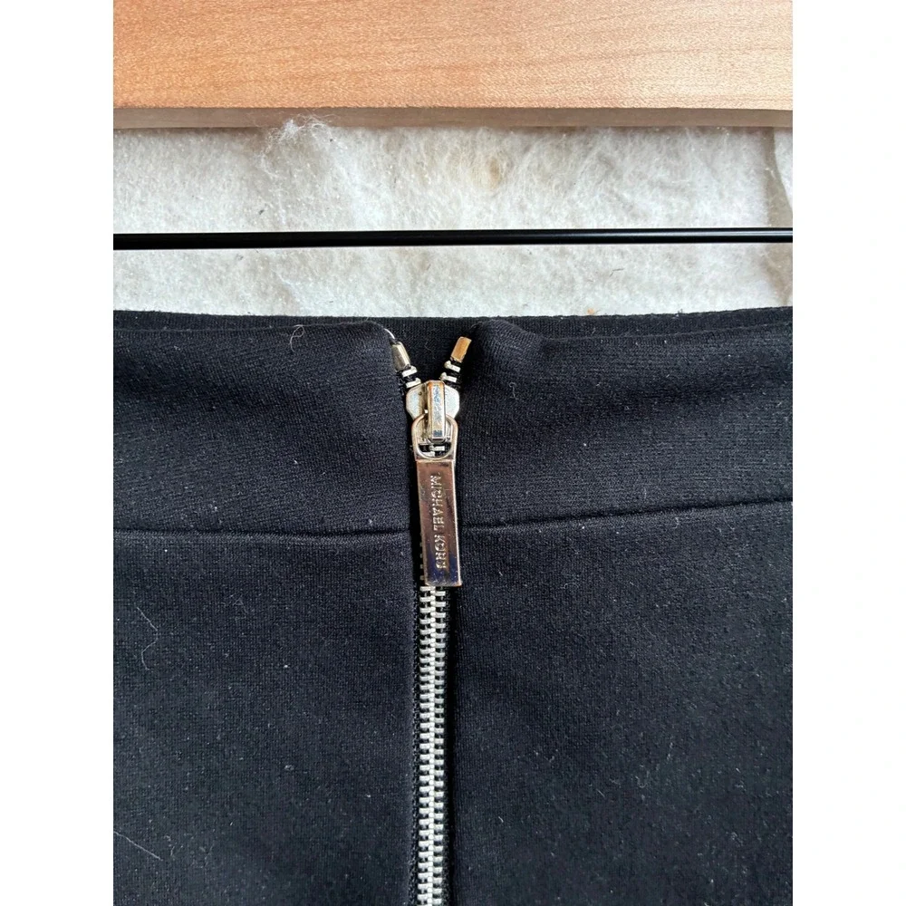 Michael Kors Black Stretch Pencil Skirt Silver Zip Accents Size 6